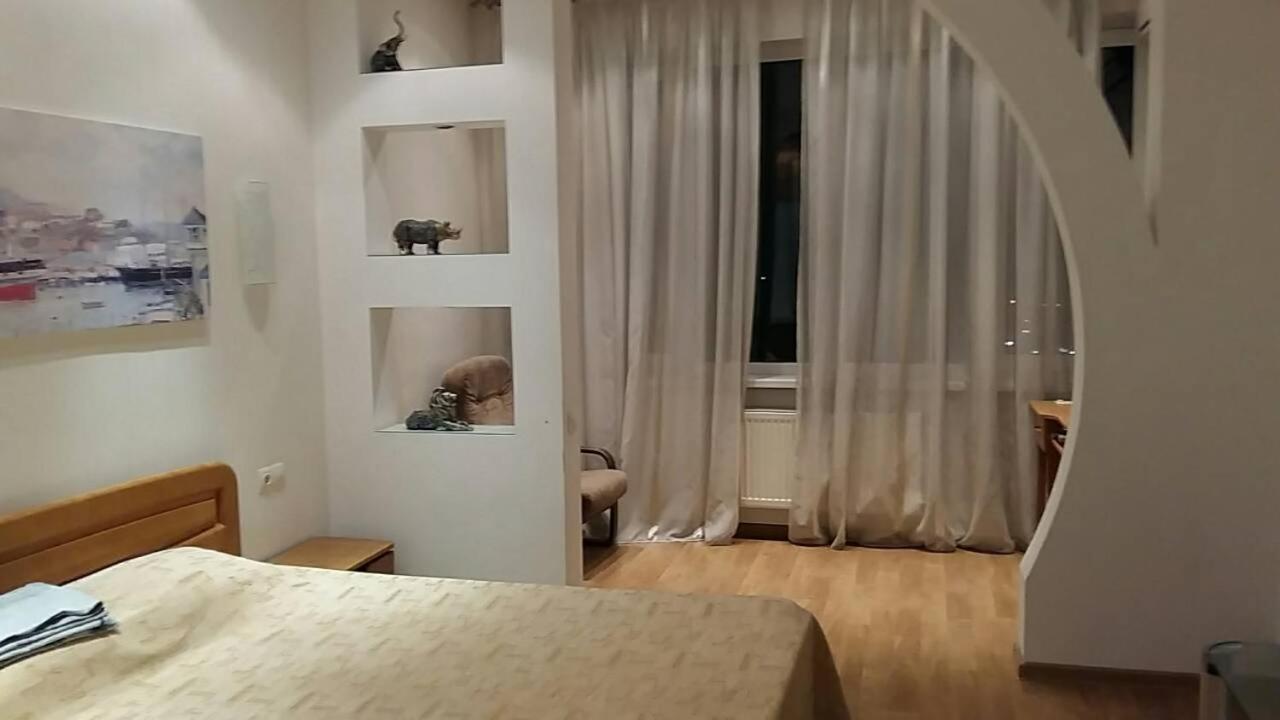 Дом На Екатерининской 敖德萨 外观 照片
